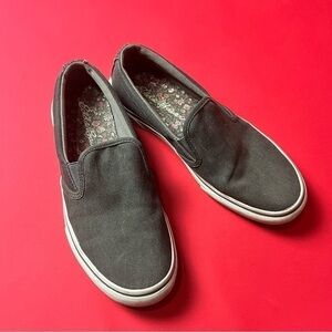 Simple grey shoes 🤍🖤​​​​​​​​​​​​​​​​​​​​​